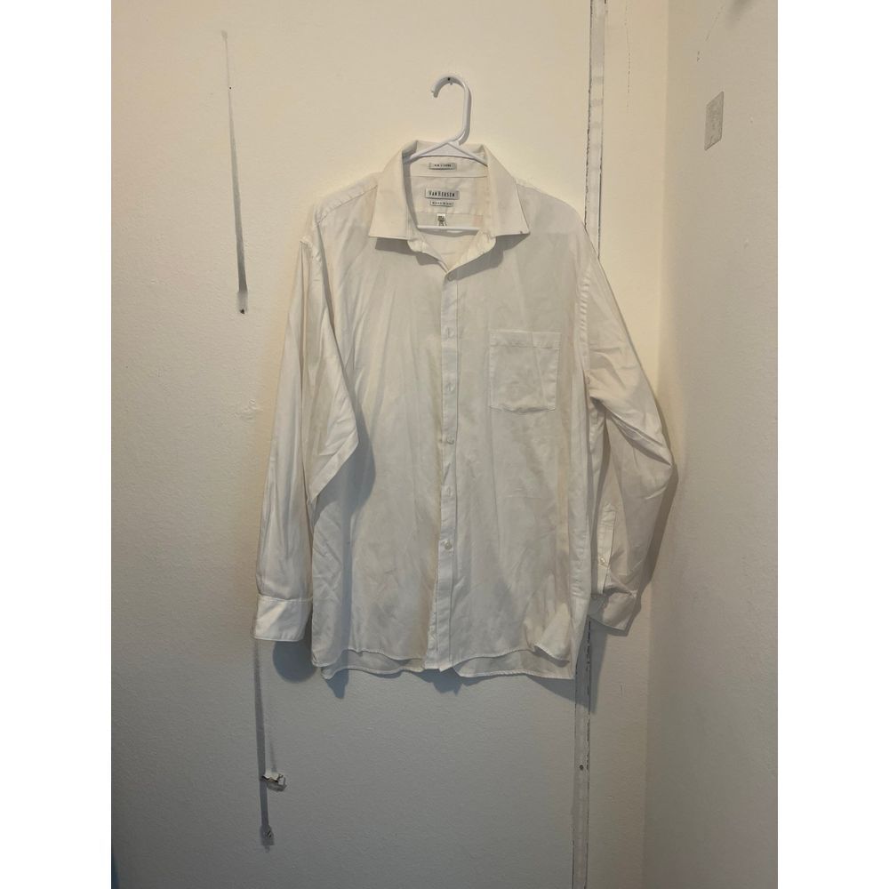 Van Heusen button down‎